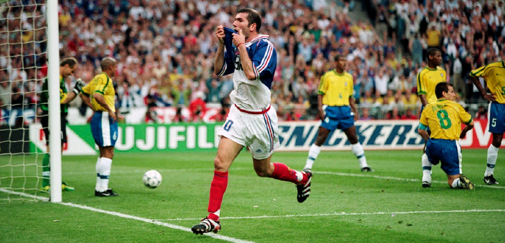 zidane-copa-do-mundo-1998-final-gol